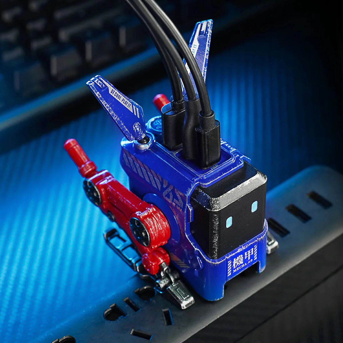 Alpha65 GaN 65W Wall Charger - War Damaged Blaze Blue (EU & UK Plug) - Image 7